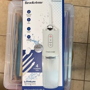 Brookstone Rechargeable Cordless Power Water Flosser for Men NIB